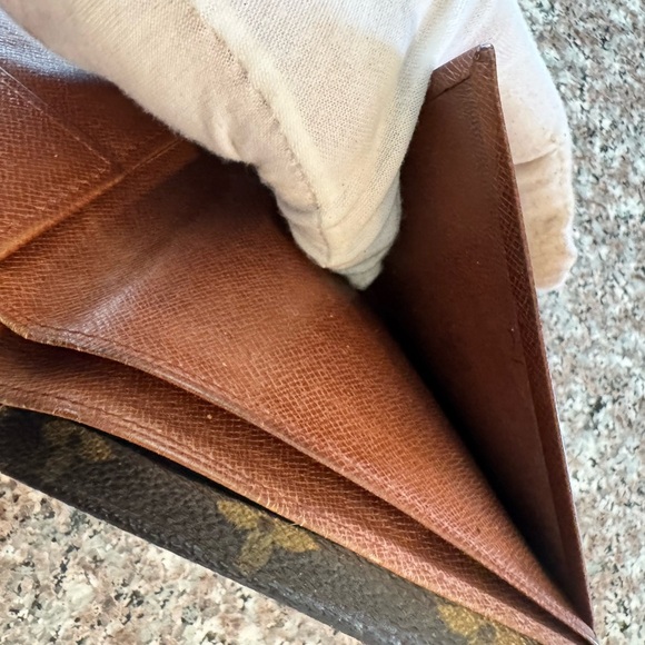 - Louis Vuitton, men's monogram, bifold, wallet, vintage - Picture 13 of 15
